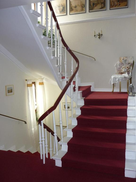 Hotel Zur Krone Bad Pyrmont Zewnętrze zdjęcie